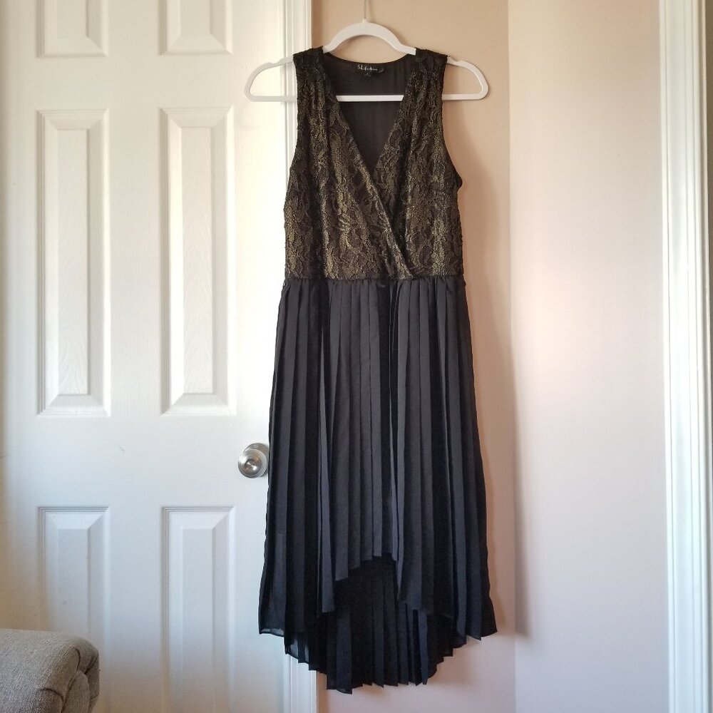 Holiday dress